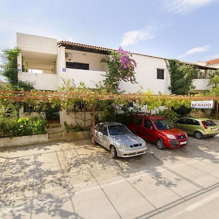 Apartments Derado Supetar Luaran gambar
