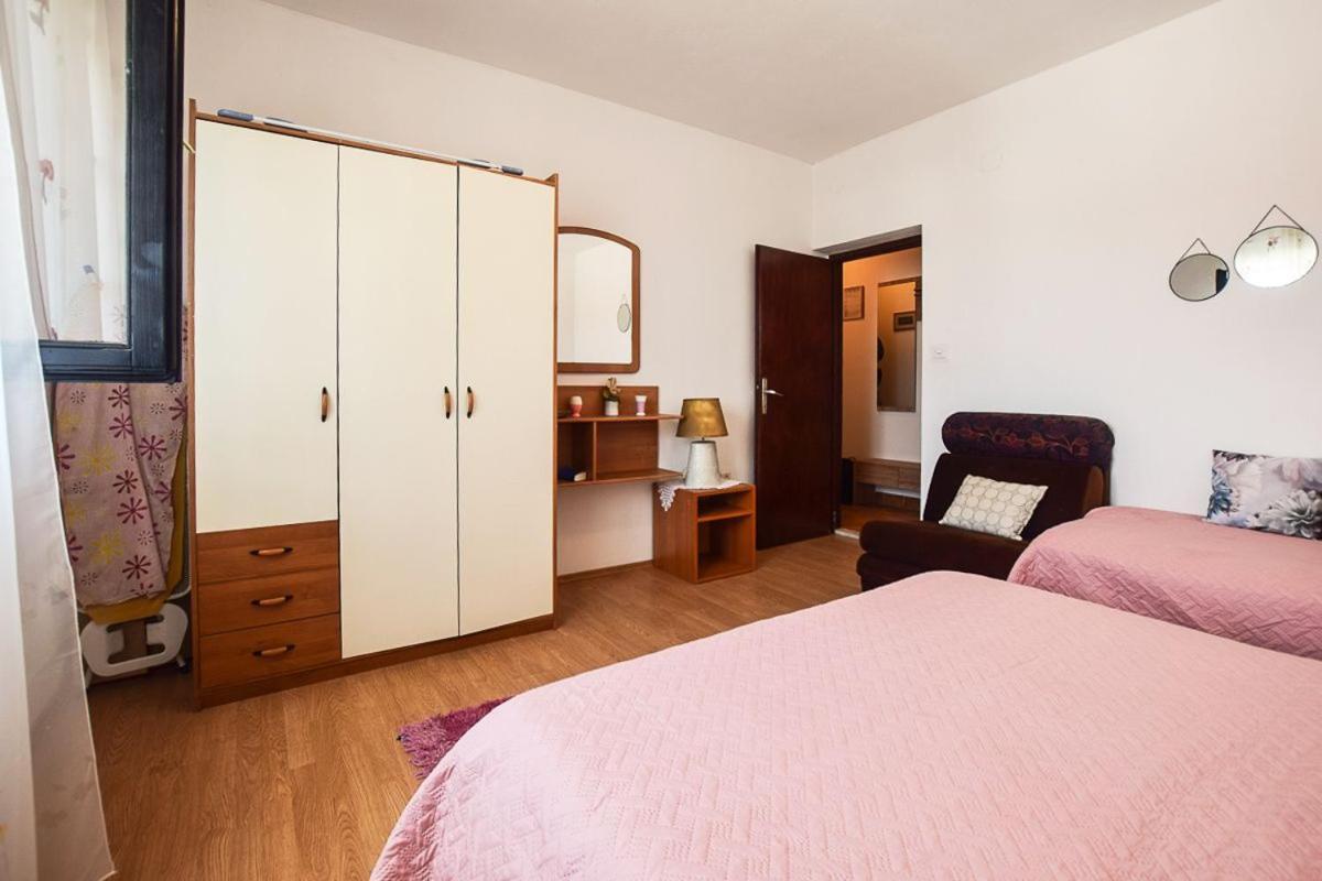 Apartments Derado Supetar Luaran gambar